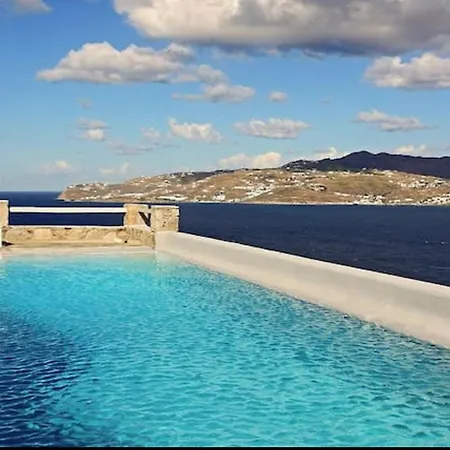 Olympia Villa *